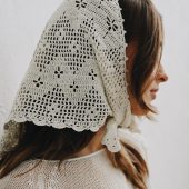 Handcrafted Cotton Lace Headwrap: Beige Kerchief Scarf