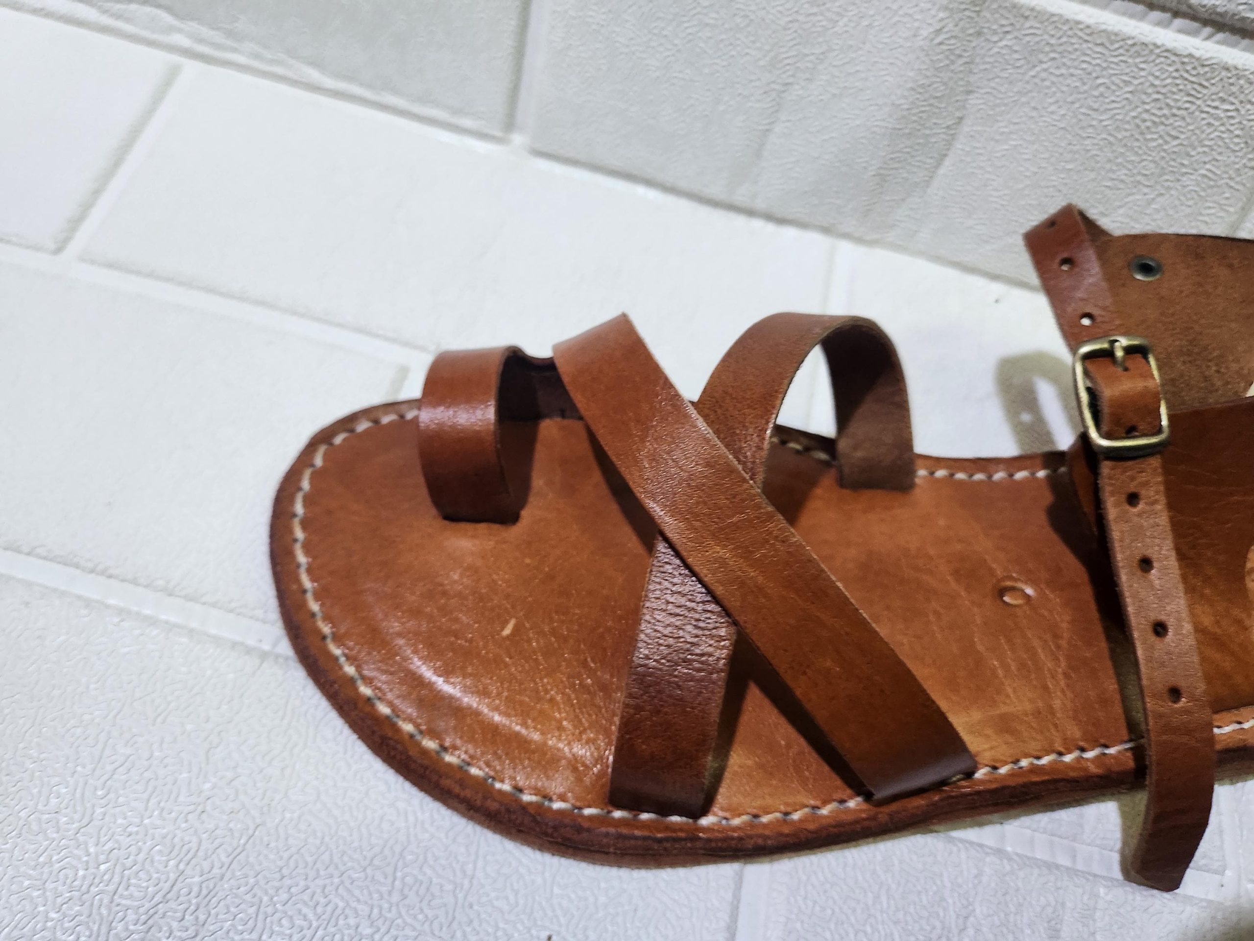 Handmade Moroccan Leather Sandals For Women – Brown Toe Loop Flat Sandals – Genuine Leather Summer Shoes – Buckle Strap Design