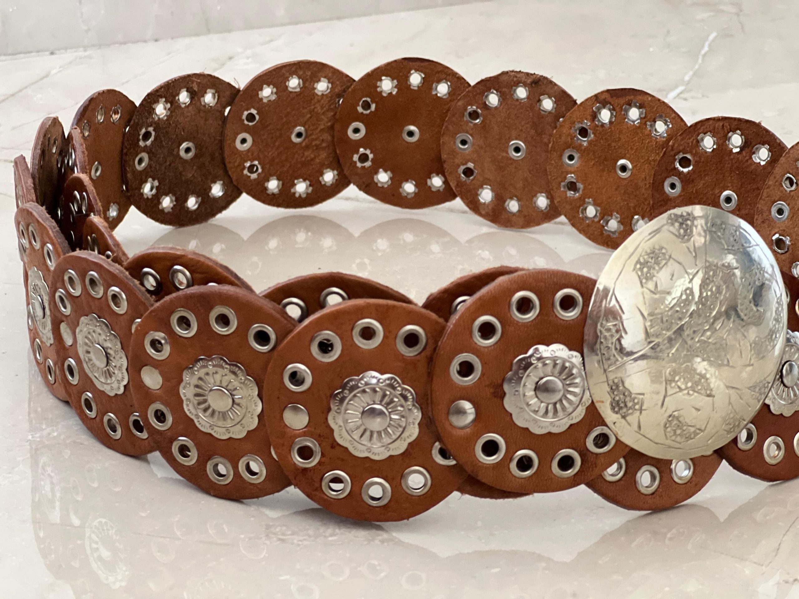 Leather Concho Belt 110 Cm (43.3 In) – Vintage Medieval Waist Belt Gift For Women