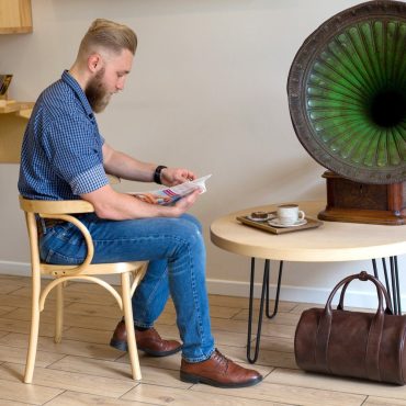 Leather Duffle Bag With Lining Inside / Round