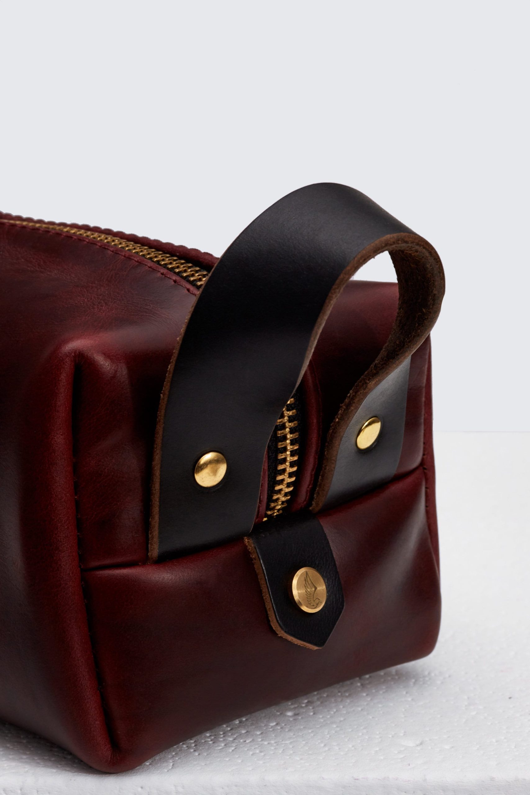 Leather Dopp Kit Bag In Horween Burgundy Chromexcel