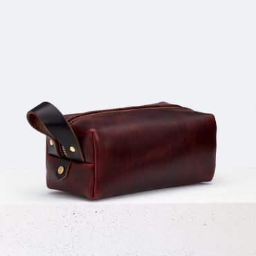 Leather Dopp Kit Bag In Horween Burgundy Chromexcel